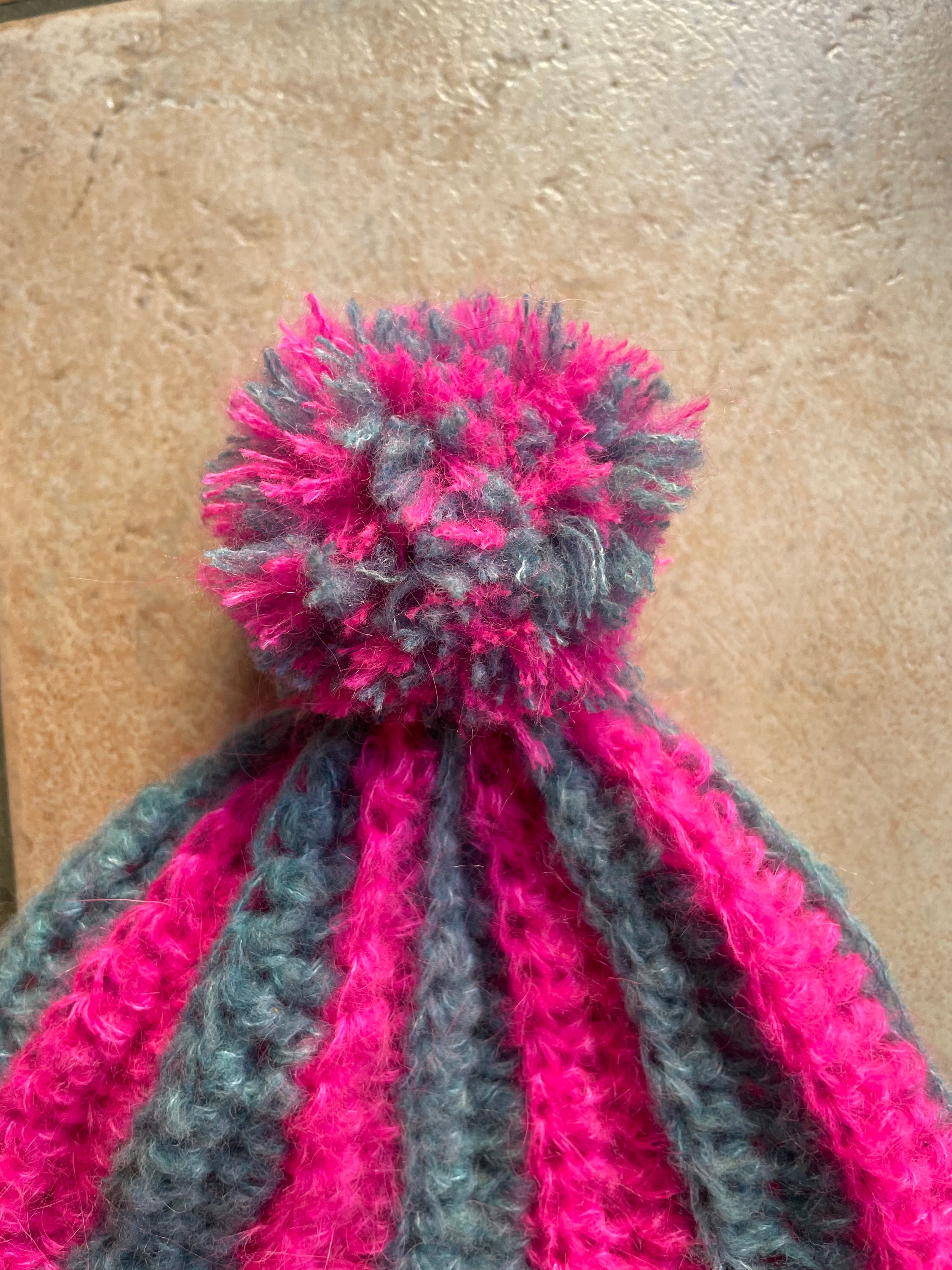 Cappellino con Pon-Pon