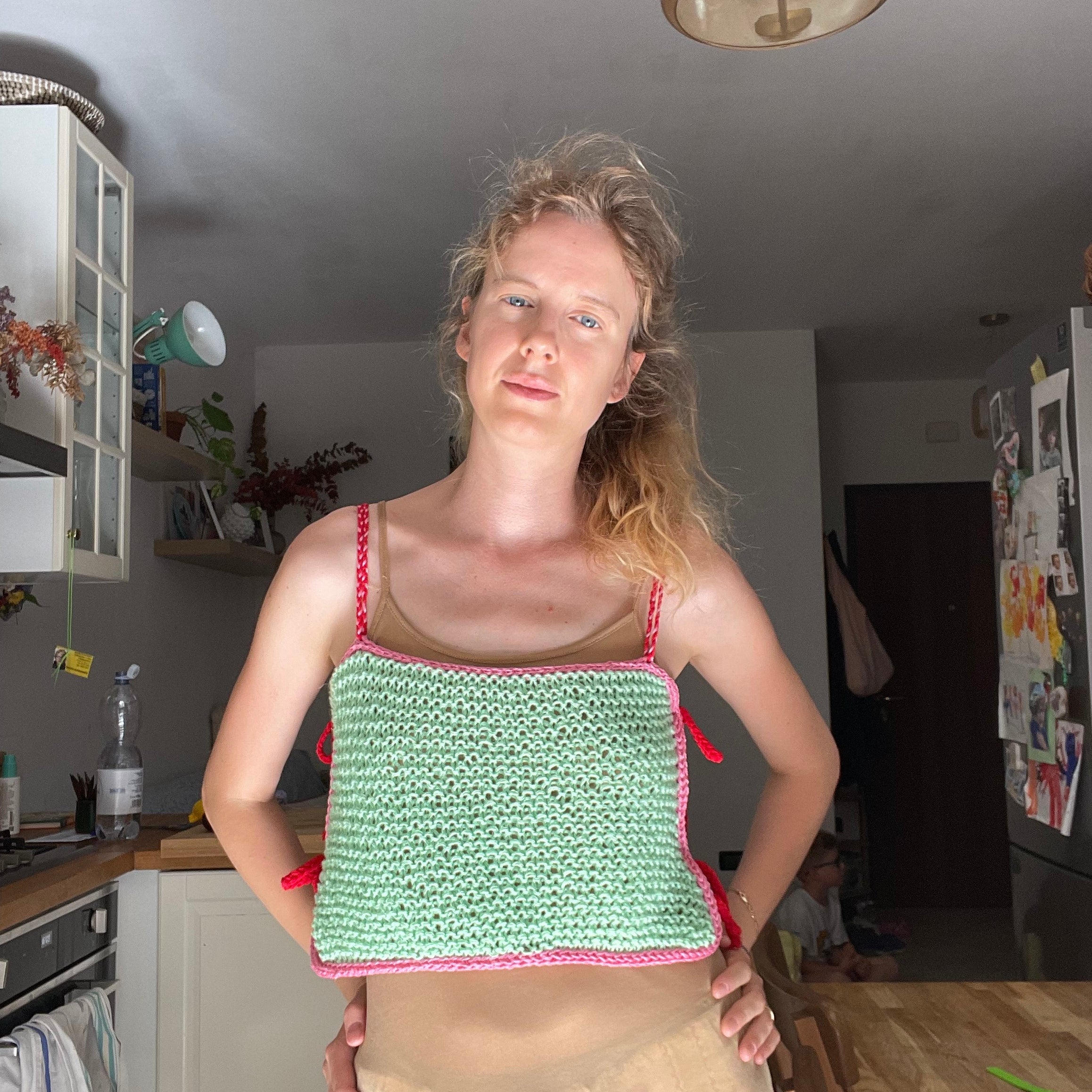 Top con Laccetti sui Fianchi - Pronta Consegna