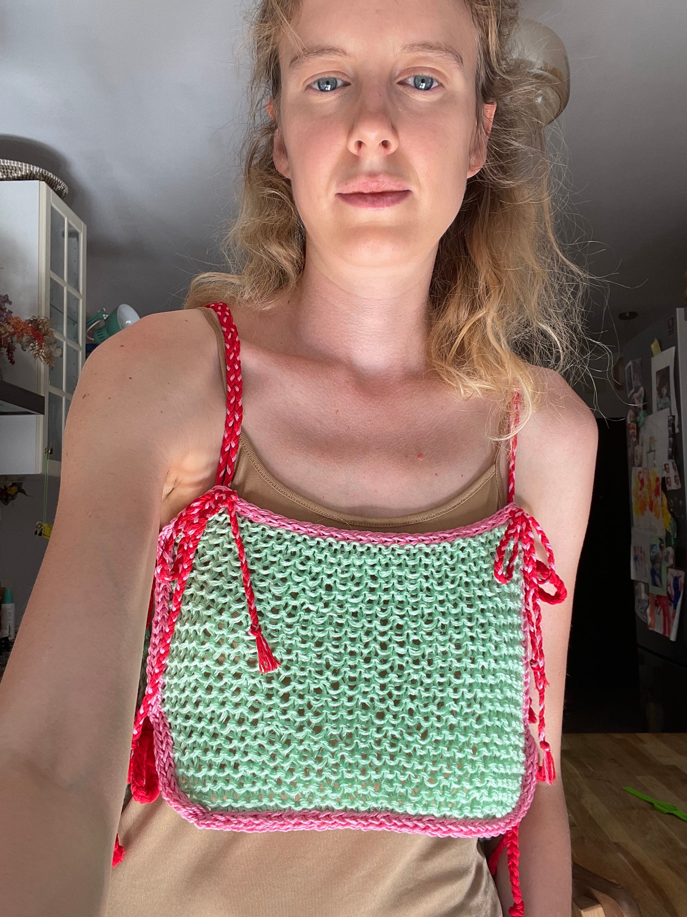 Top con Laccetti sui Fianchi - Pronta Consegna