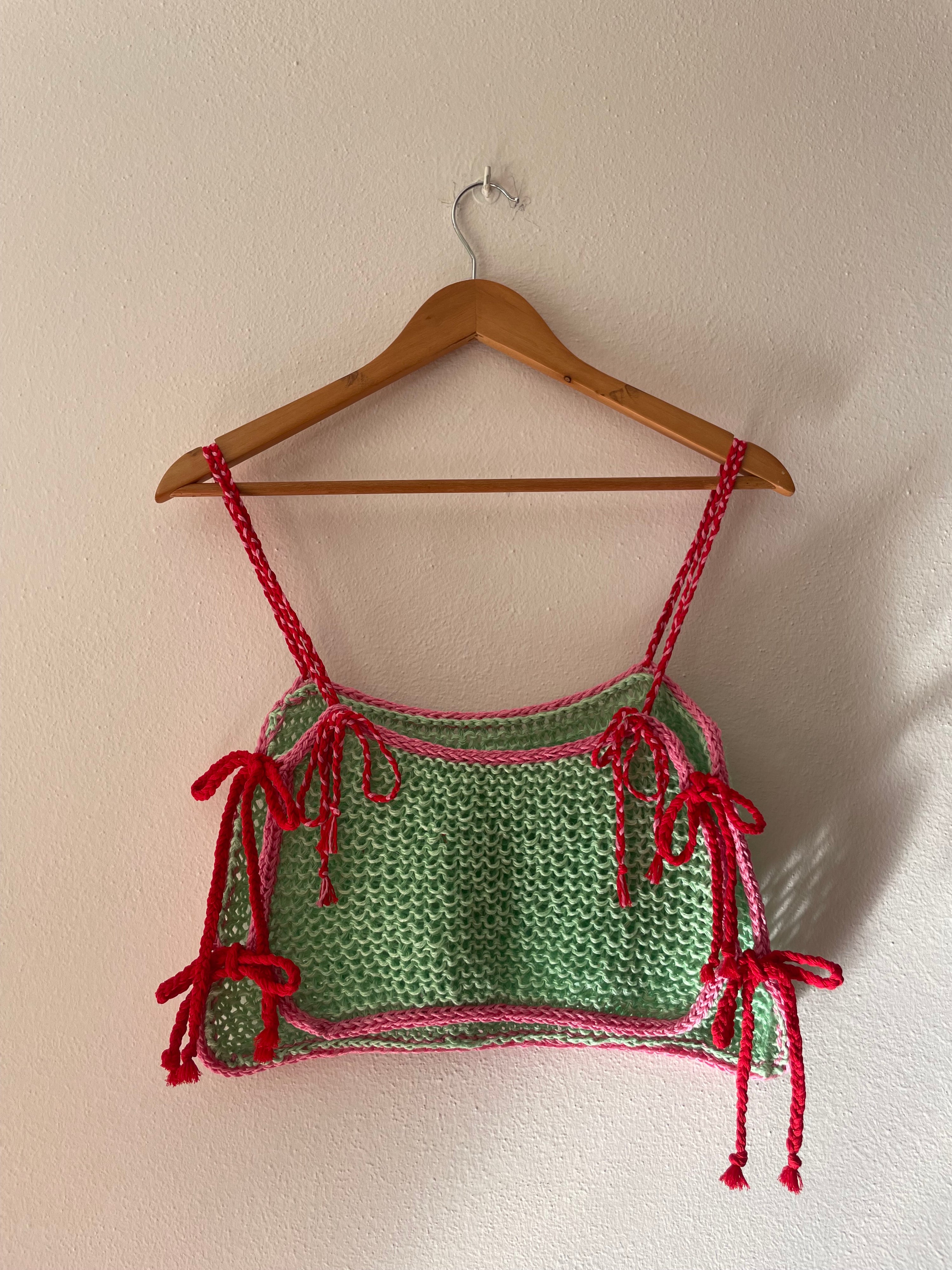 Top con Laccetti sui Fianchi - Pronta Consegna