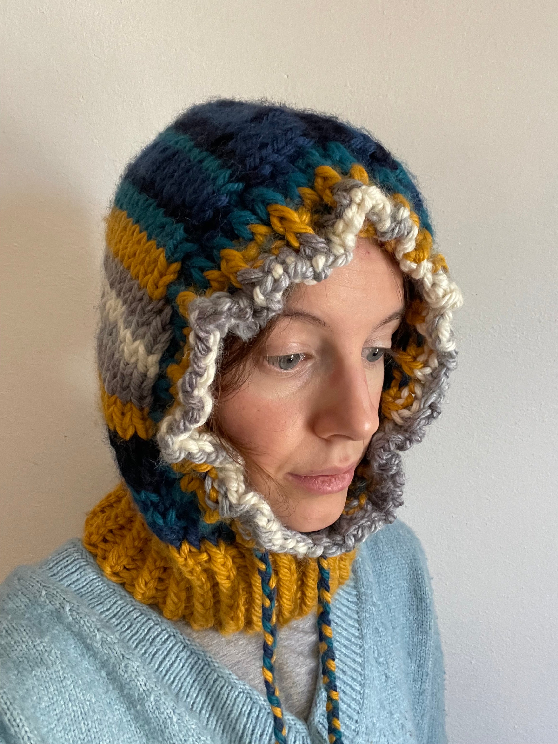 Balaclava con laccetto